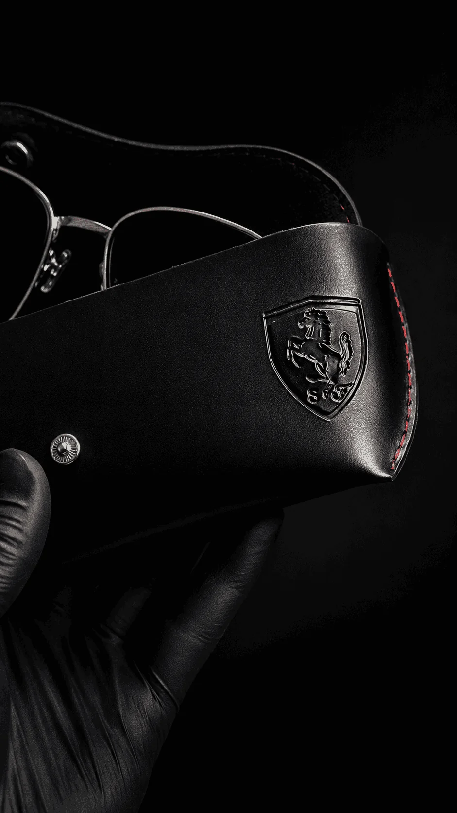 Kit Premium Ray-Ban × Scuderia Ferrari