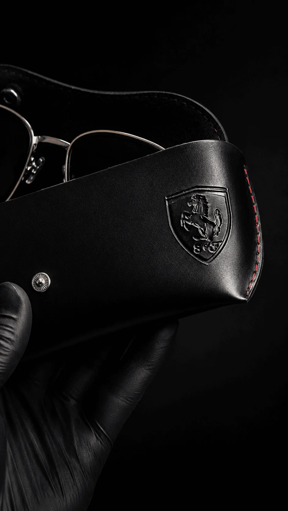 Kit Premium Ray-Ban × Scuderia Ferrari